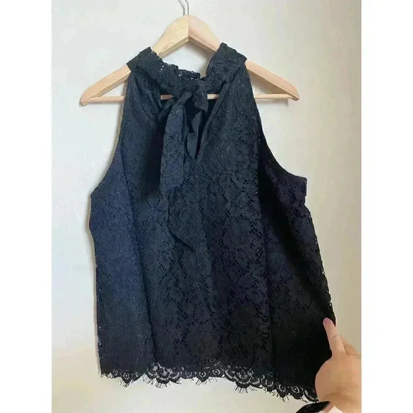 J. Crew Tie-neck‎ Top in Lace Black Size Medium - Picture 12 of 16